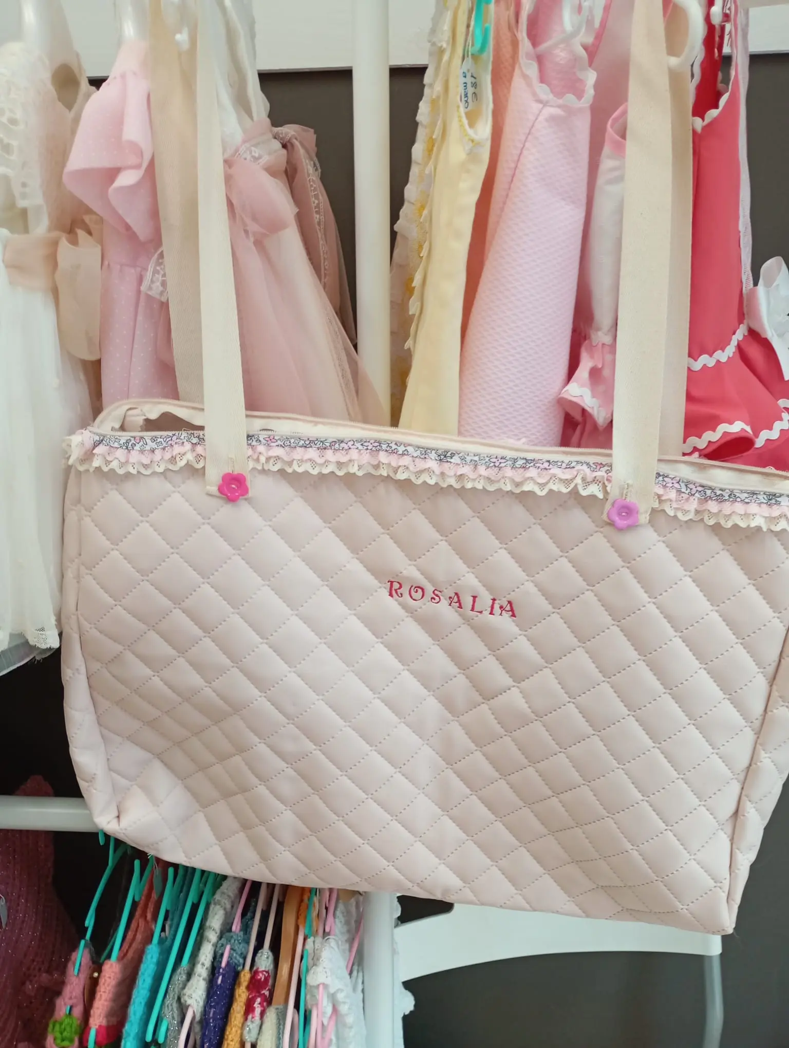 Bolsa ropita bebé acolchada