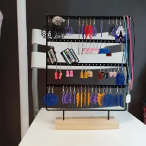 pendientes en 3d pequeños y grandes